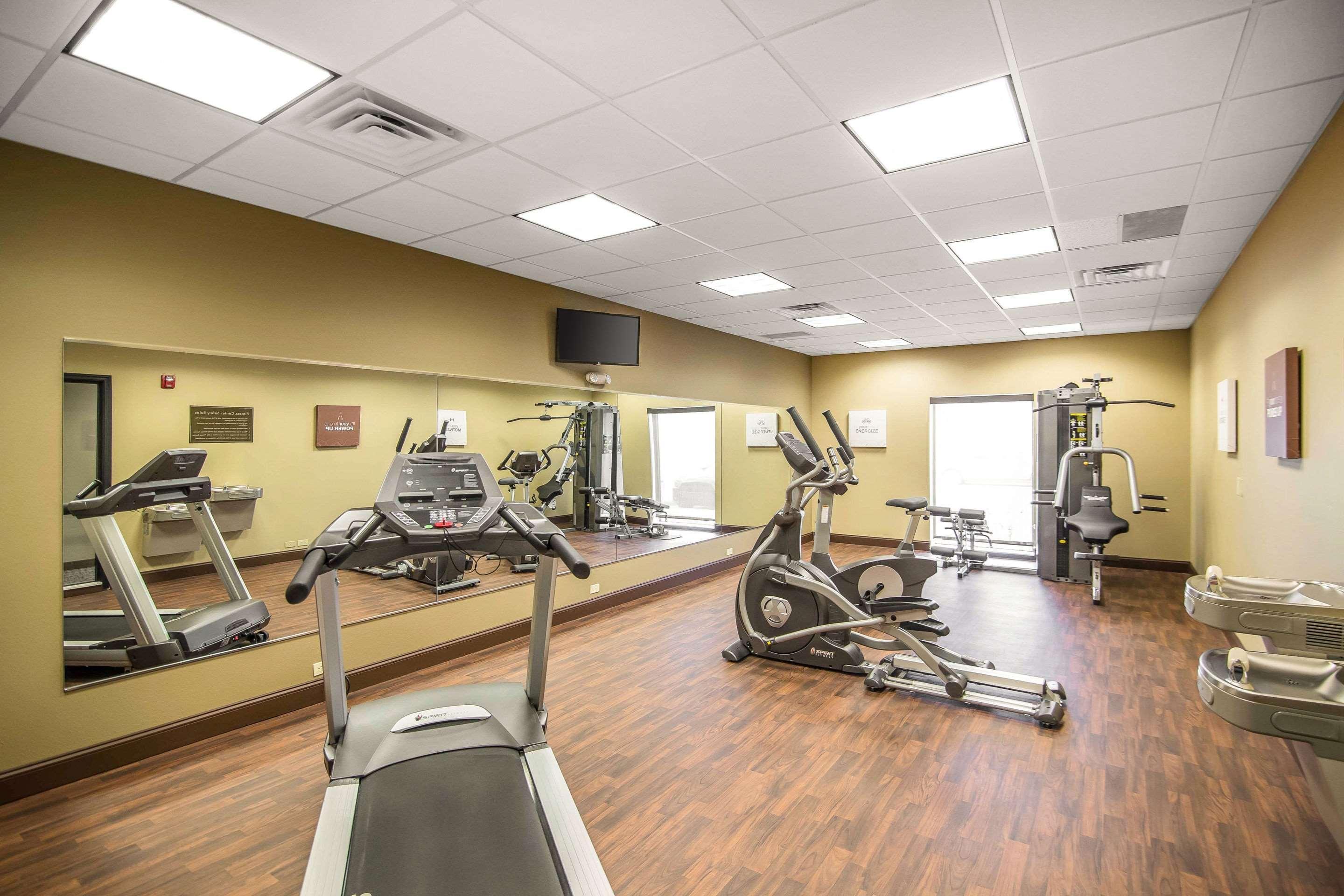 Comfort Suites Dodge City Extérieur photo