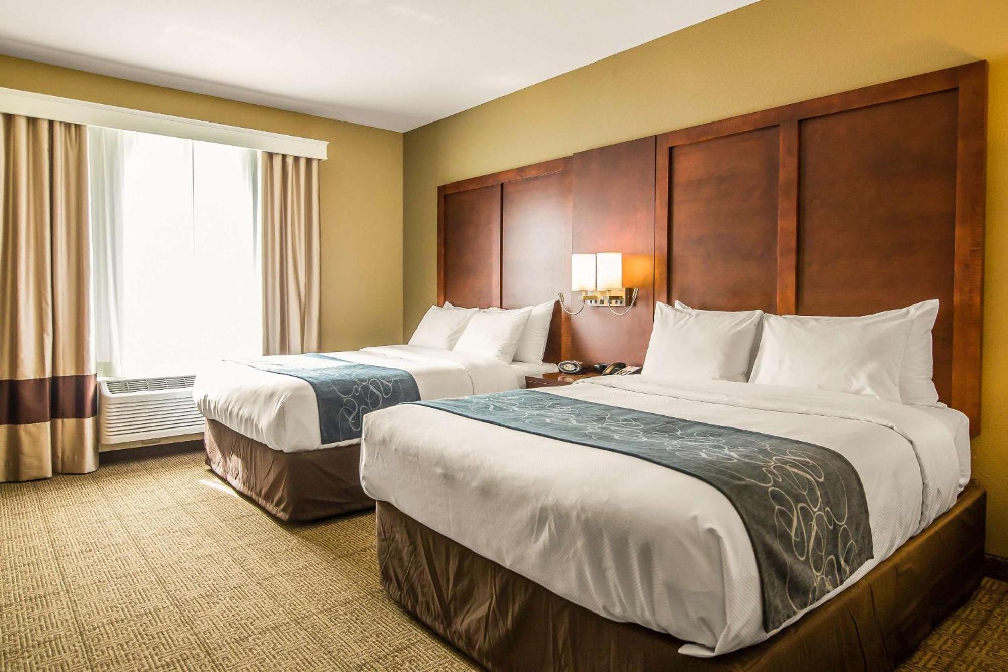 Comfort Suites Dodge City Extérieur photo